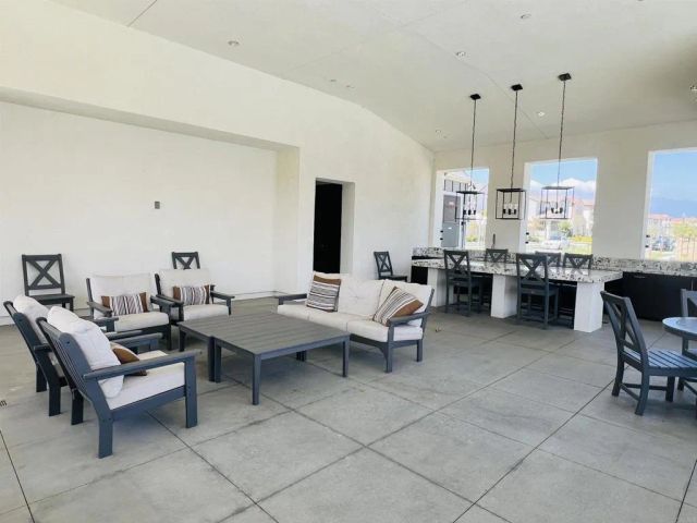 105 S Nevada Ave., Ventura, CA 93004