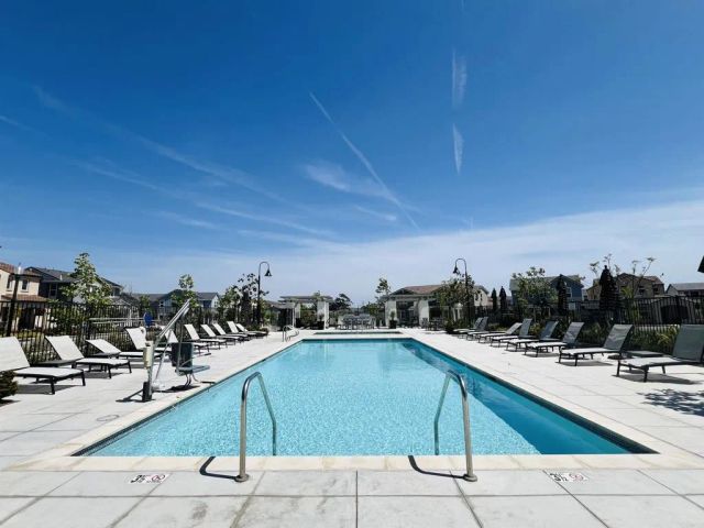 105 S Nevada Ave., Ventura, CA 93004