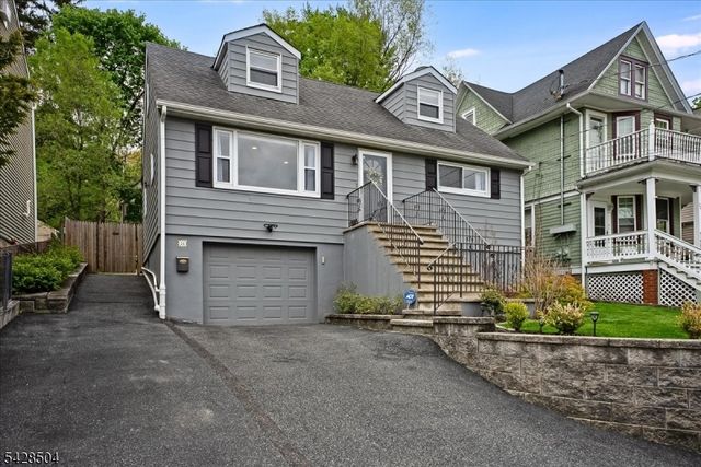 54 Phoenix Ave, Morristown Town, NJ 07960