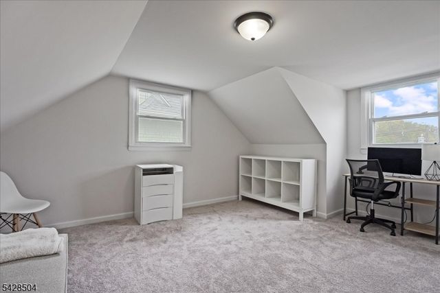 54 Phoenix Ave, Morristown Town, NJ 07960