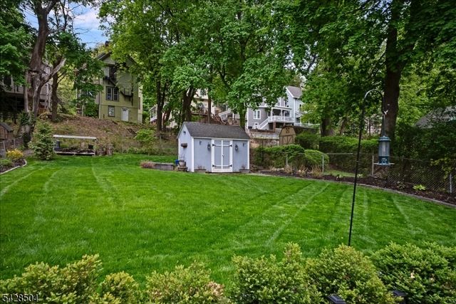54 Phoenix Ave, Morristown Town, NJ 07960