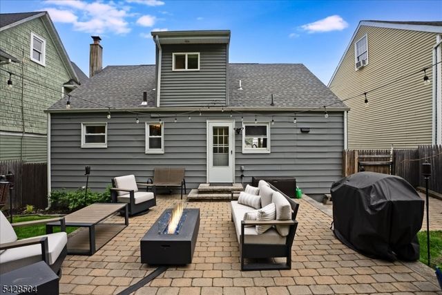 54 Phoenix Ave, Morristown Town, NJ 07960
