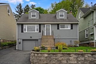 54 Phoenix Ave, Morristown Town, NJ 07960