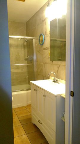 6204 SW 5th Street, Des Moines, IA 50315