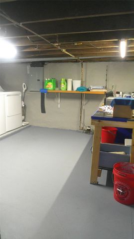 6204 SW 5th Street, Des Moines, IA 50315