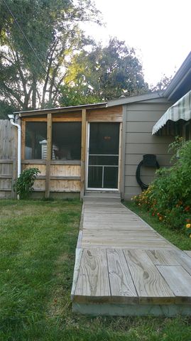 6204 SW 5th Street, Des Moines, IA 50315