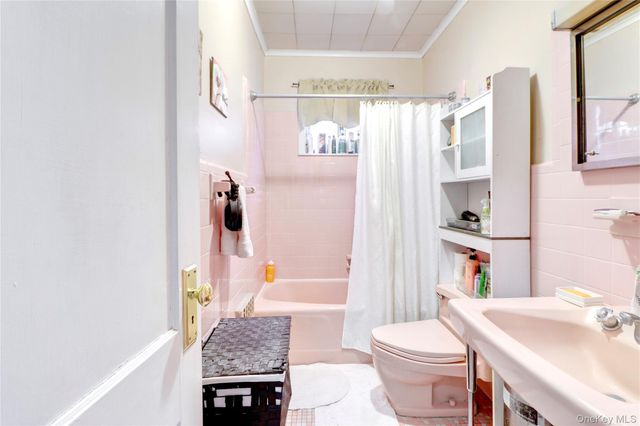 8018 64th Lane, Glendale, NY 11385