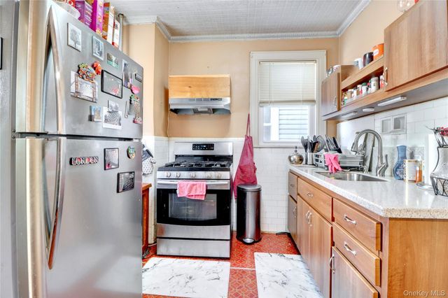 8018 64th Lane, Glendale, NY 11385