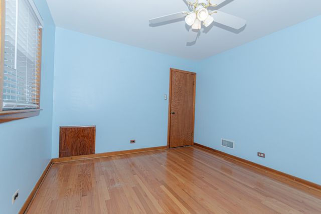 3648 W 69th Street, Chicago, IL 60629