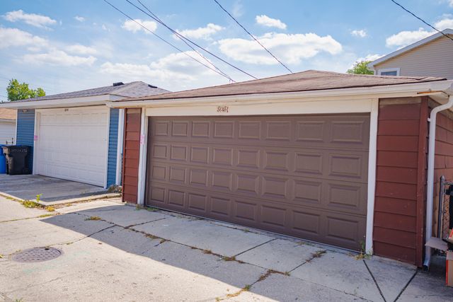3648 W 69th Street, Chicago, IL 60629