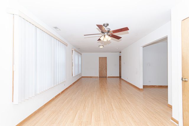 3648 W 69th Street, Chicago, IL 60629