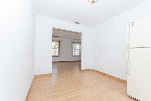 3648 W 69th Street, Chicago, IL 60629