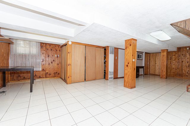 3648 W 69th Street, Chicago, IL 60629