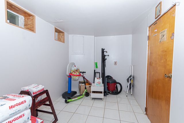 3648 W 69th Street, Chicago, IL 60629