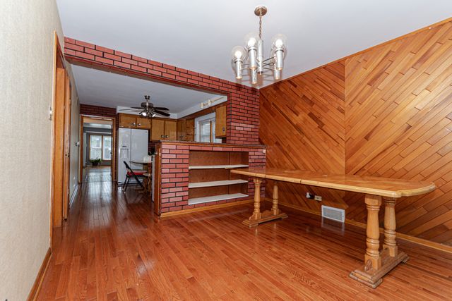 3648 W 69th Street, Chicago, IL 60629