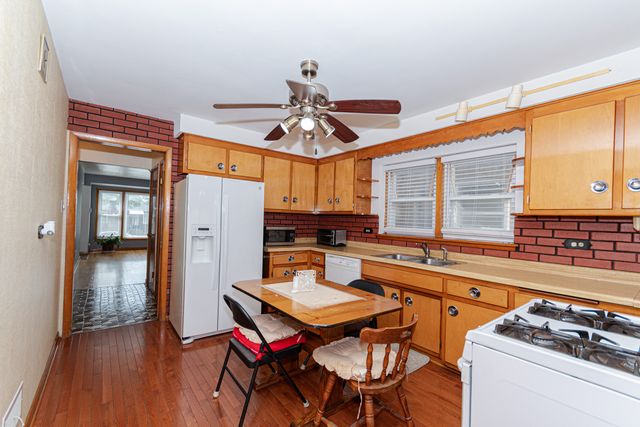 3648 W 69th Street, Chicago, IL 60629