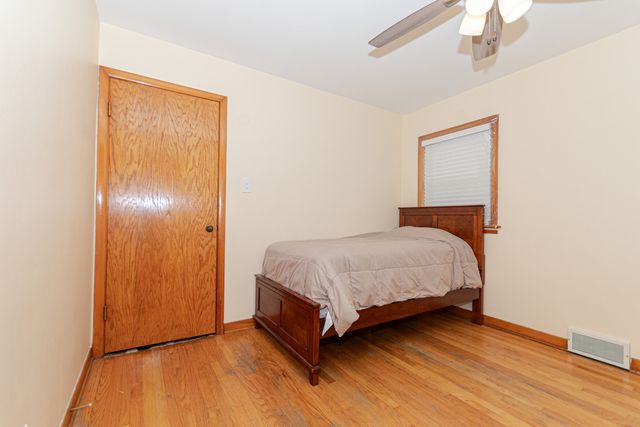 3648 W 69th Street, Chicago, IL 60629
