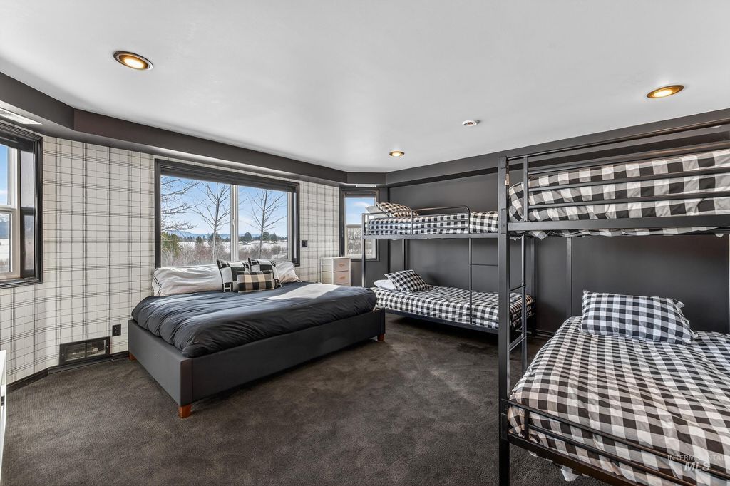 14100 Pioneer Road, McCall, ID 83638 photo 16