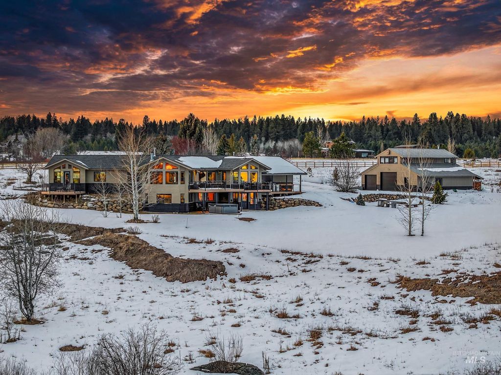 14100 Pioneer Road, McCall, ID 83638 photo 19