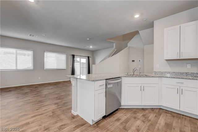 4710 Flower Moon Avenue 102, North Las Vegas, NV 89084