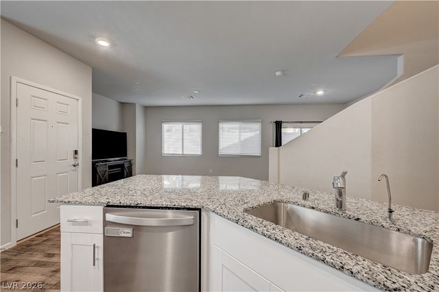 4710 Flower Moon Avenue 102, North Las Vegas, NV 89084