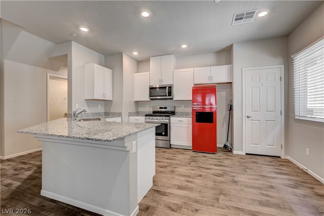 4710 Flower Moon Avenue 102, North Las Vegas, NV 89084