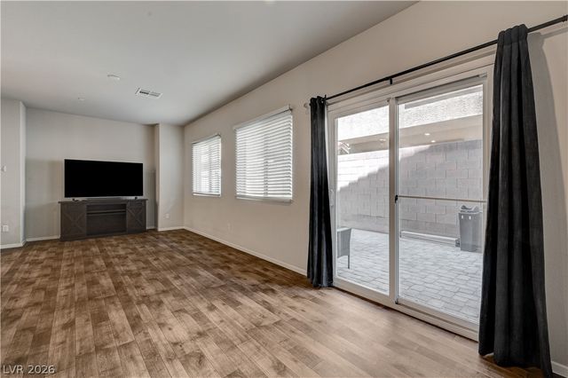 4710 Flower Moon Avenue 102, North Las Vegas, NV 89084