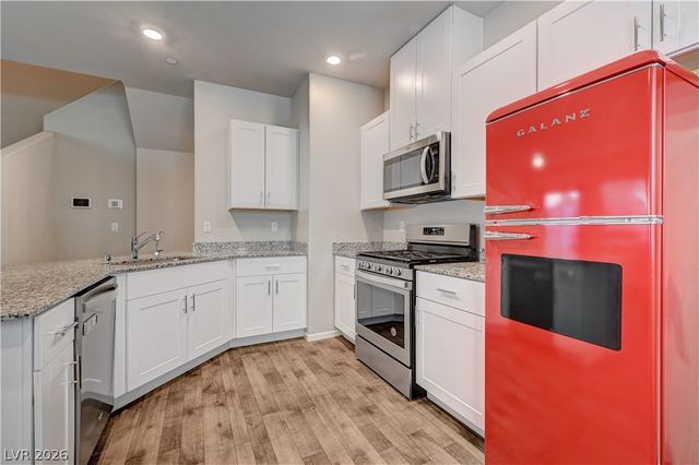 4710 Flower Moon Avenue 102, North Las Vegas, NV 89084