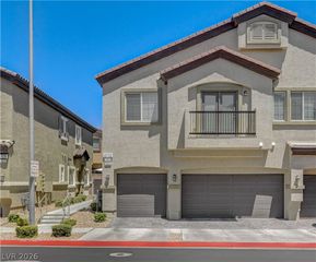 4710 Flower Moon Avenue 102, North Las Vegas, NV 89084