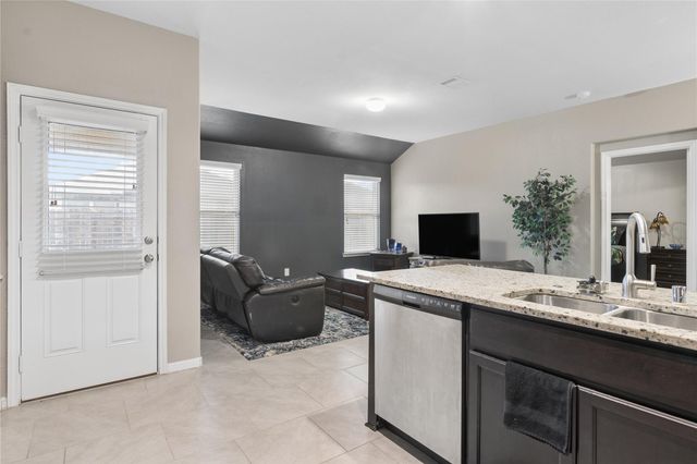 8003 Carillon Way, Rosharon, TX 77583