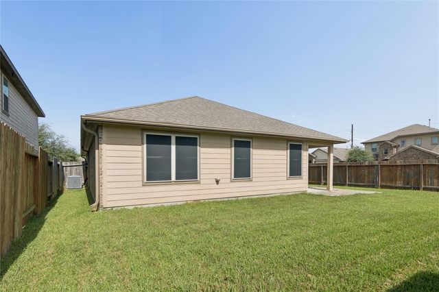 8003 Carillon Way, Rosharon, TX 77583