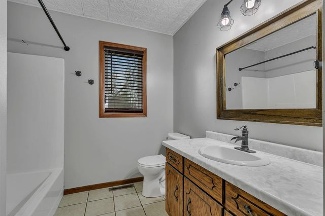 10730 10th Avenue NW, Rice, MN 56367