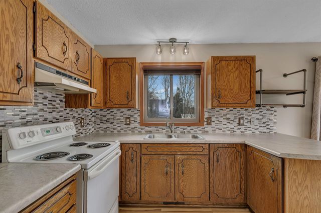 10730 10th Avenue NW, Rice, MN 56367