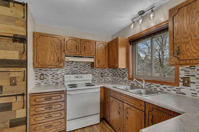 10730 10th Avenue NW, Rice, MN 56367