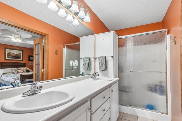 4015 124th Street, Urbandale, IA 50323