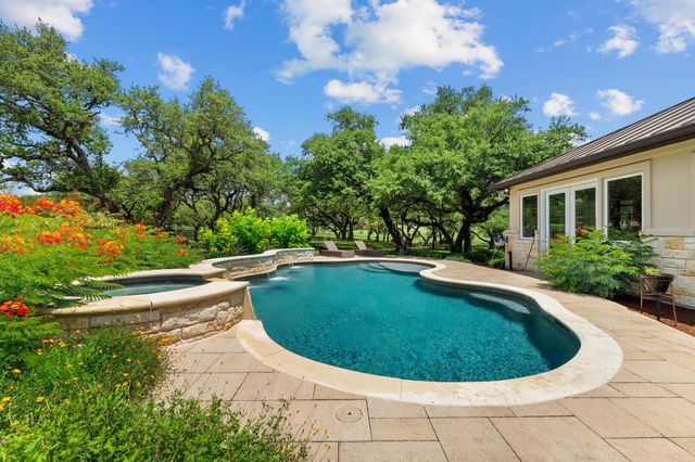 343 Covered Wagon WAY, Driftwood, TX 78619