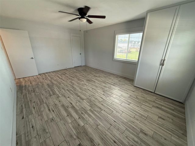 1105 Mansfield Street, Houston, TX 77091