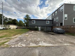 1105 Mansfield Street, Houston, TX 77091