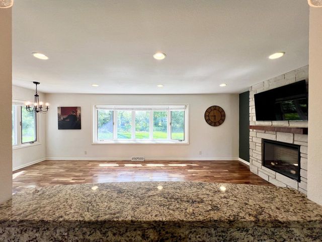 2525 Tilton LANE, Brookfield, WI 53045