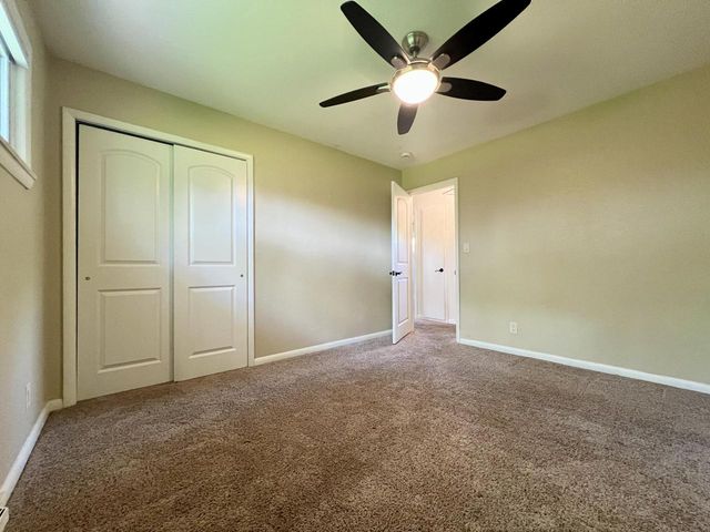 2525 Tilton LANE, Brookfield, WI 53045