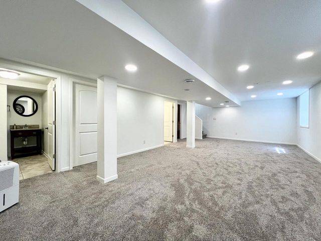 2525 Tilton LANE, Brookfield, WI 53045