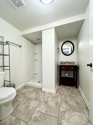 2525 Tilton LANE, Brookfield, WI 53045