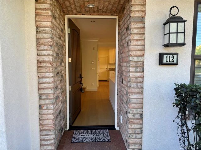 112 Crescent Moon, Irvine, CA 92602