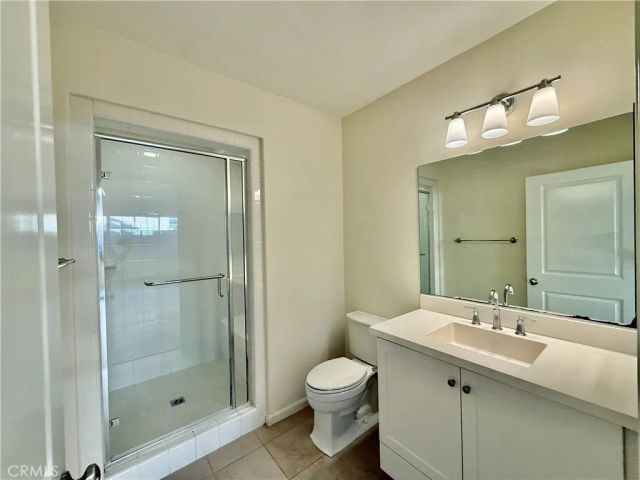 112 Crescent Moon, Irvine, CA 92602