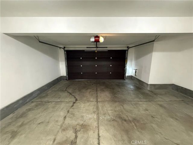 112 Crescent Moon, Irvine, CA 92602