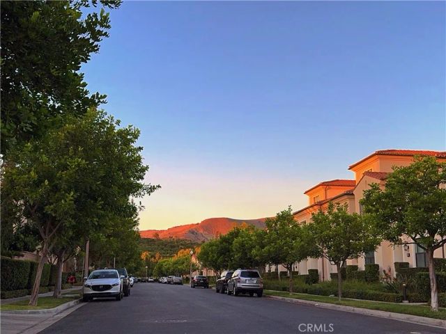 112 Crescent Moon, Irvine, CA 92602