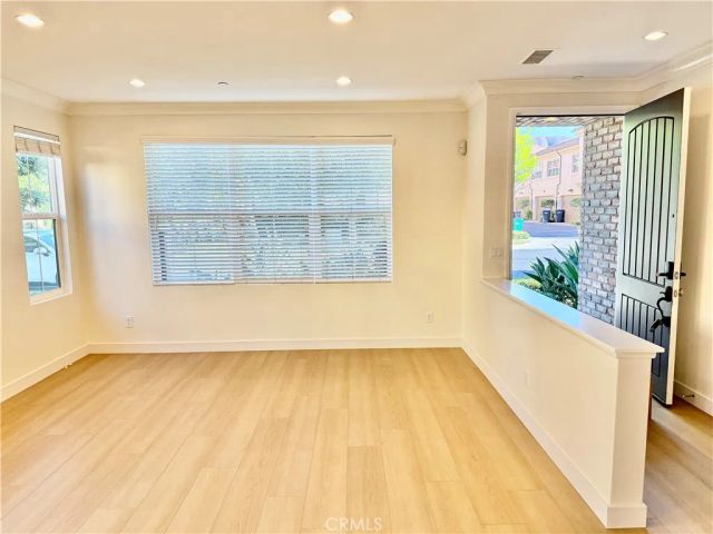 112 Crescent Moon, Irvine, CA 92602
