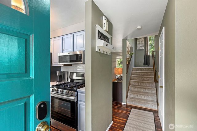 6702 Cortez Place NW, Bremerton, WA 98311