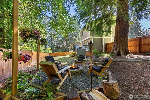 6702 Cortez Place NW, Bremerton, WA 98311