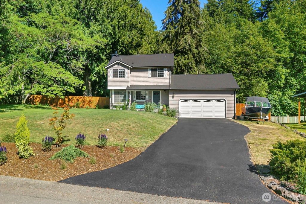 6702 Cortez Place NW, Bremerton, WA 98311